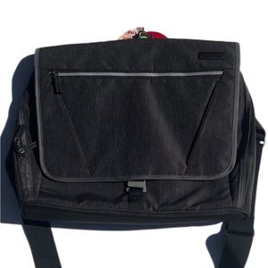 American Tourister size large brand new dark grey and orange travel laptop bag